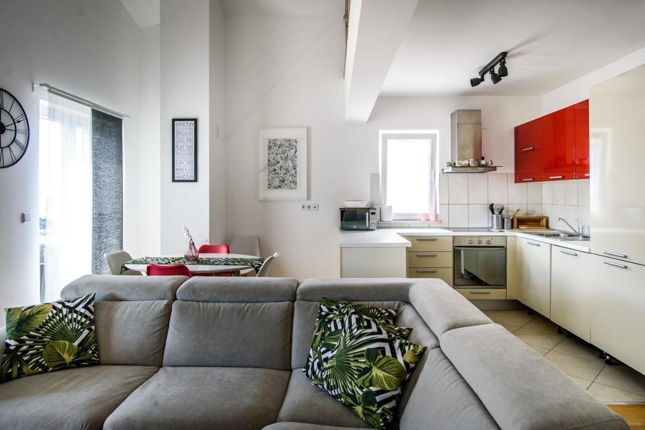 Summer Night Apartment By Duhomes Dubrovník Exteriér fotografie